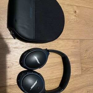 Bose wireless headphones